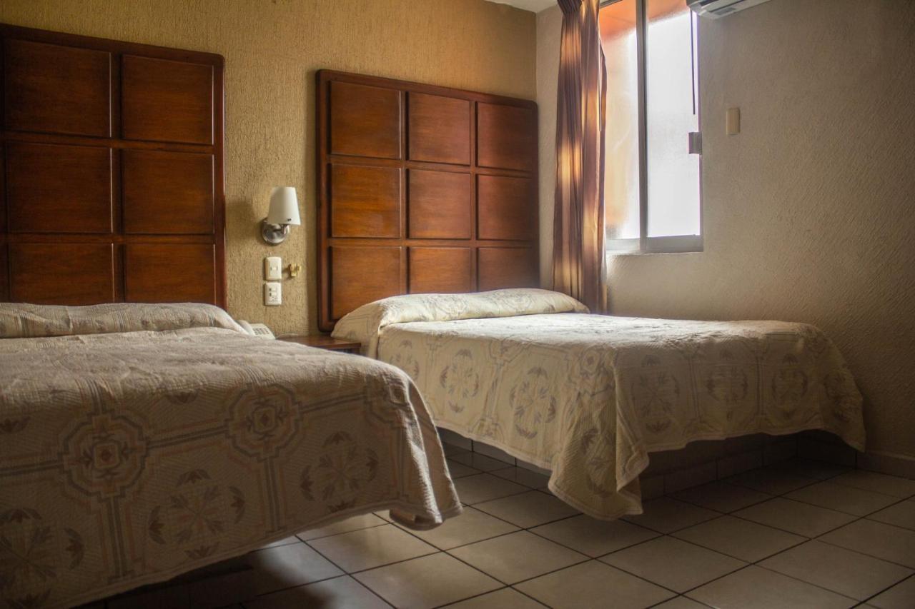 Hotel California Tuxpan  Extérieur photo