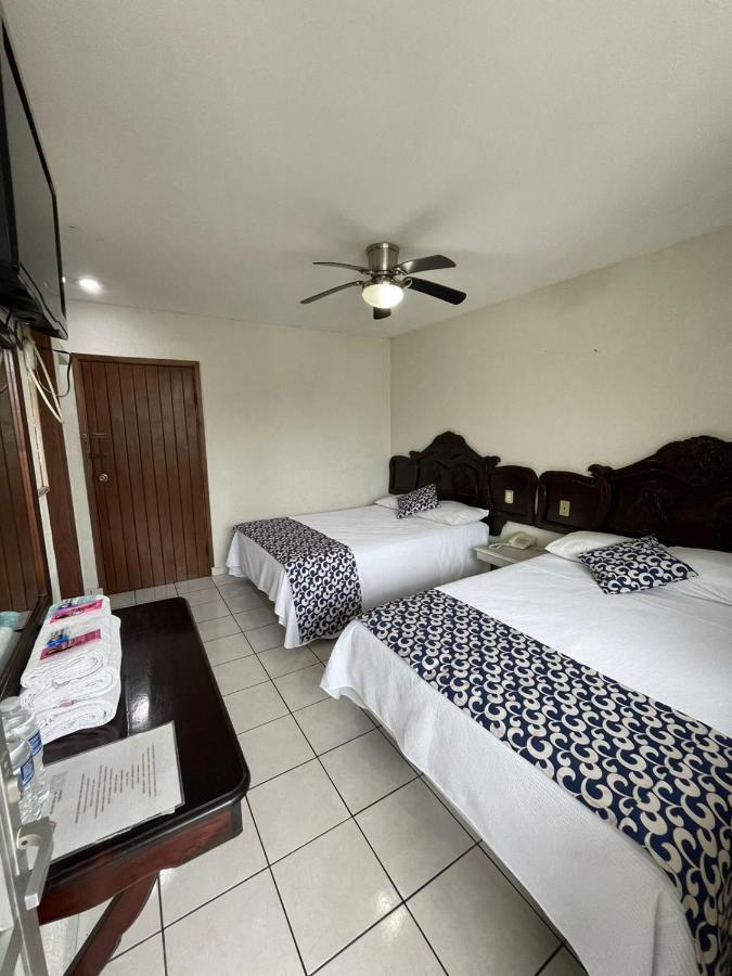 Hotel California Tuxpan  Extérieur photo